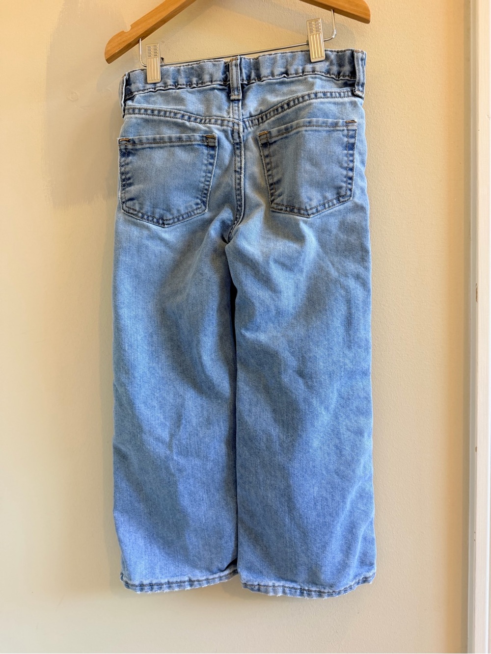 Girls 6/7 old navy Light Blue baggy Straight-Leg Jeans